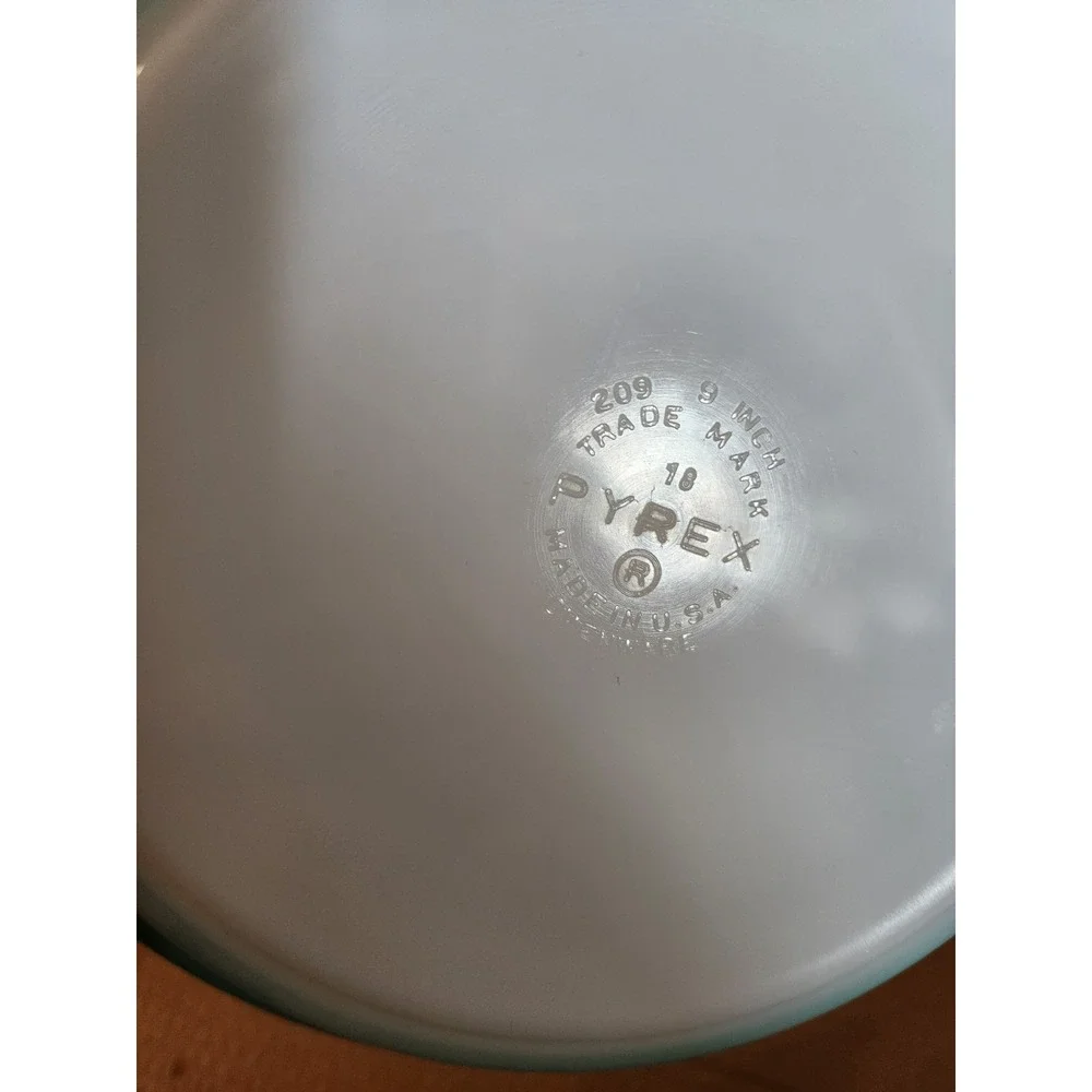 PYREX Turquoise Robins Egg Blue Pie Plate #209 9
